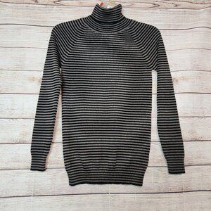 NWT Farmers Market Iceland Women's Small Sandur Merino Wool Turtleneck Sweater